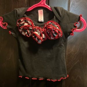 Rachel on the flower babygirl shirt